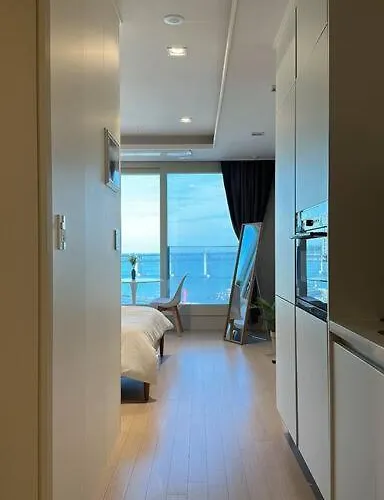 Apartment Blue Wave Busan